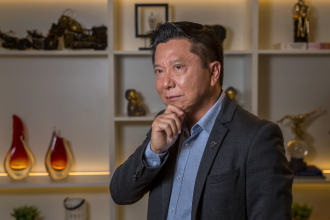 Na estética masculina, homens que se transformam mostram como a cirurgia plástica evoluiu para atender novas demandas, diz Milton Seigi Hayashi.