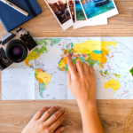 Viagens e tecnologia destaca como aplicativos e plataformas digitais simplificam o planejamento, reduzem imprevistos e ampliam a experiência do viajante, na análise de Márcio Pires de Moraes.